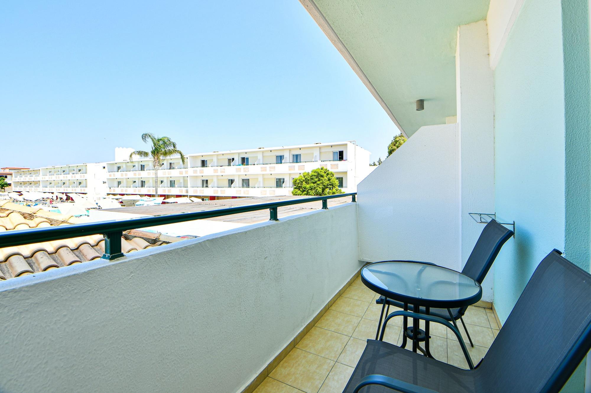 Forum Hotel 3*